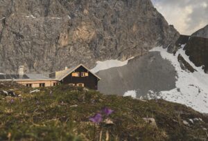 Anhalter Hütte before the Heiterwand